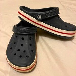 Crocs youth 5 - Great for summer!